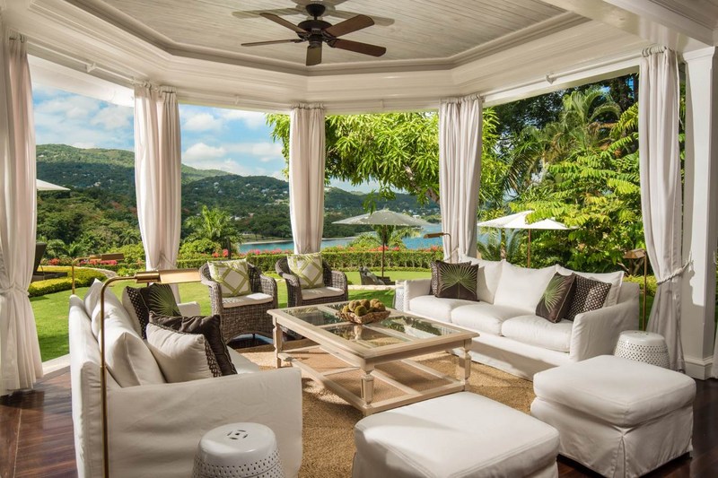 RoundHill Premium Villas