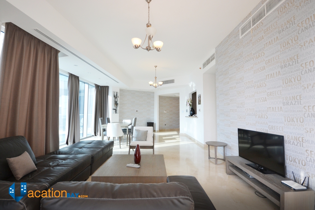 The Trident Grand Residence – Breathtaking Sea and Marina Views