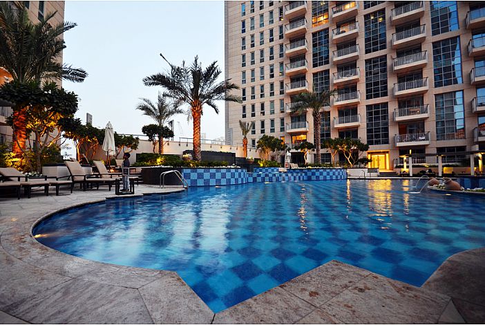 Downtown Boulevard Apartment