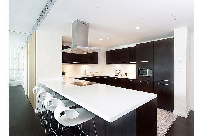 SPECTACULAR 1 BED APARTMENT