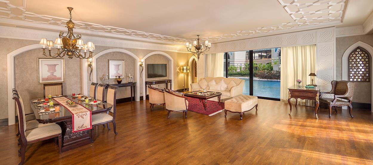 LAGOON ROYAL RESIDENCES