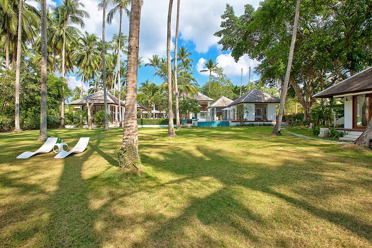 Ban Suriya - Lipa Noi Beachfront Villa in Koh Samui, Thailand.