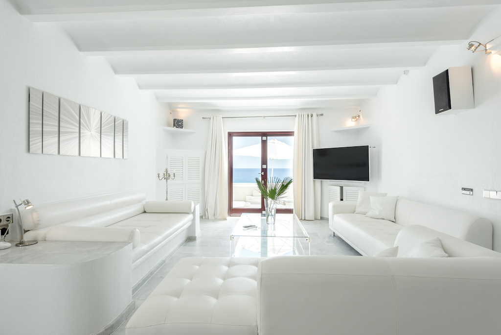 Cala Jondal Exclusive