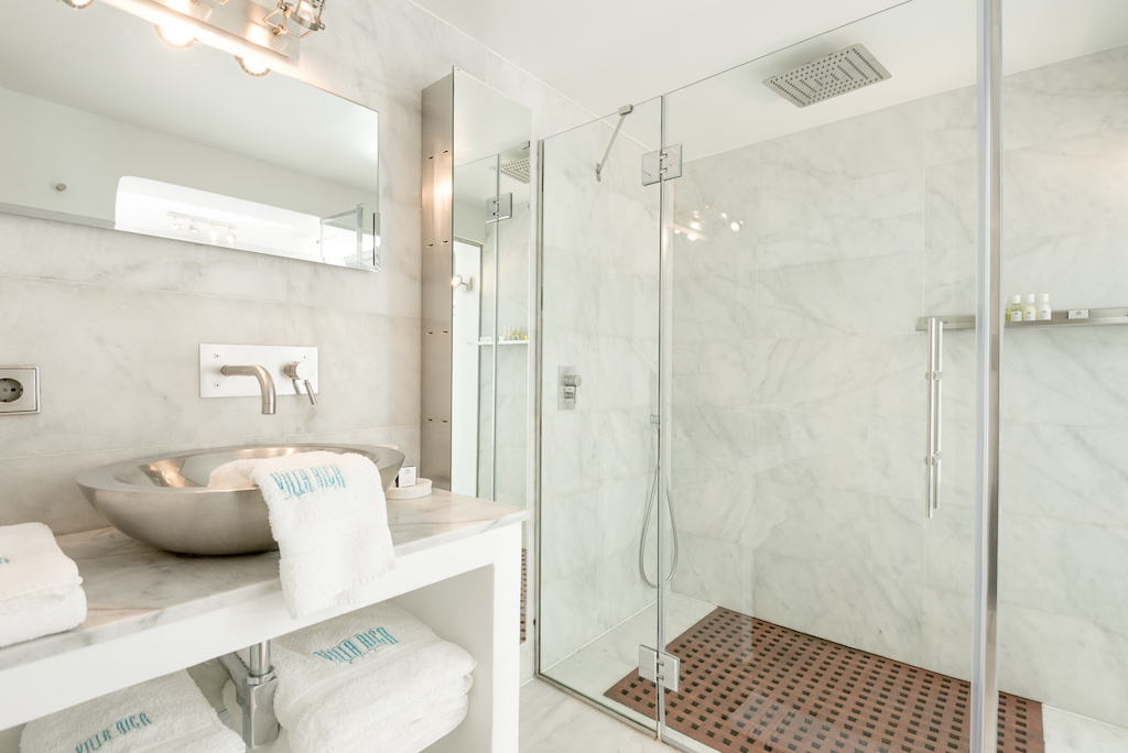 Cala Jondal Exclusive