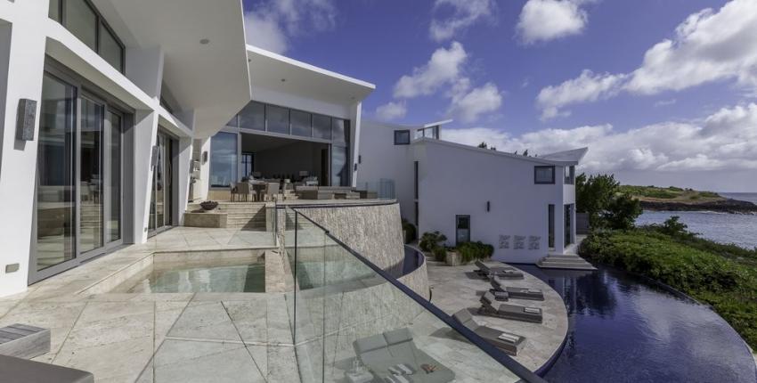 Kishti Black Garden Villa