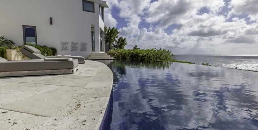 Kishti Black Garden Villa