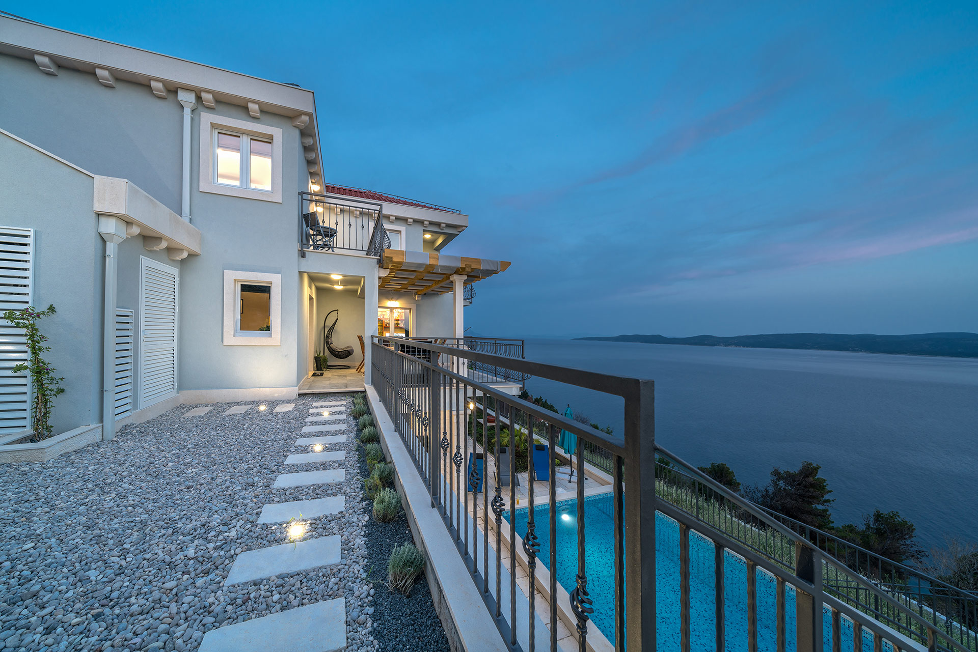 Villa Mimice Equinox