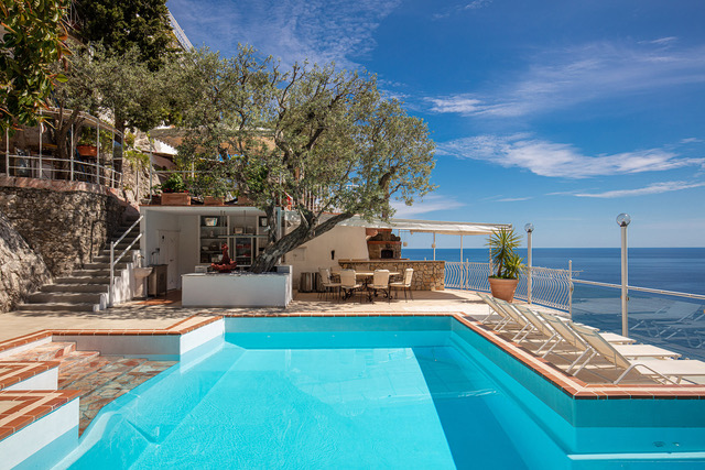 Villa Oliviero — Luxury Villas & Vacation Rentals — FantasiaVillas.com