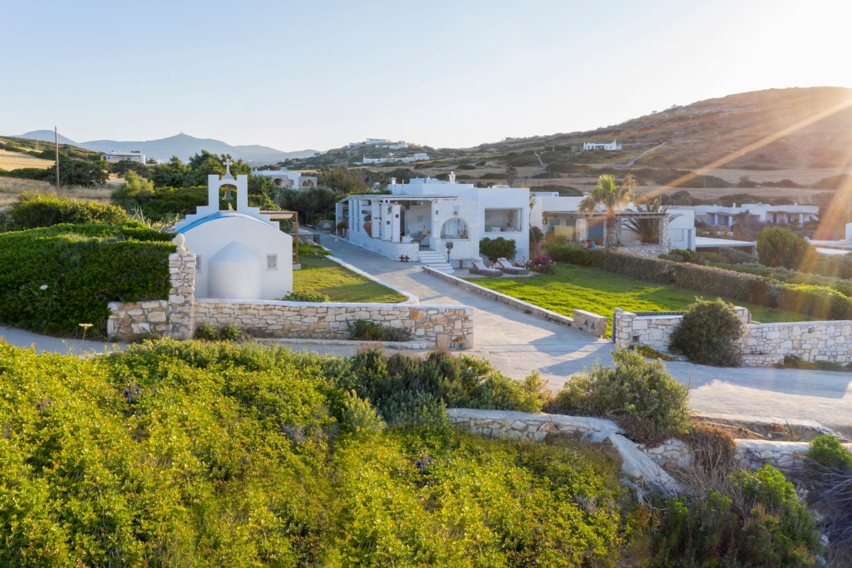 Agia Thalassa - Paros