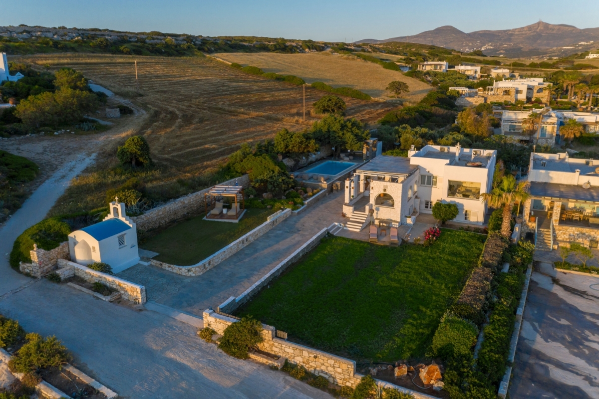 Agia Thalassa - Paros