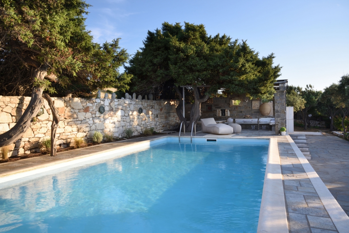 Agia Thalassa - Paros