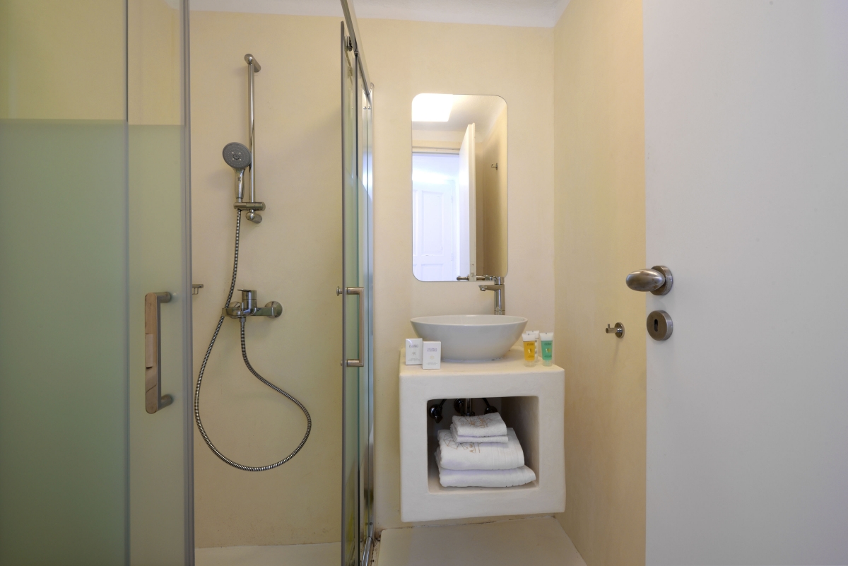 Agia Thalassa - Paros