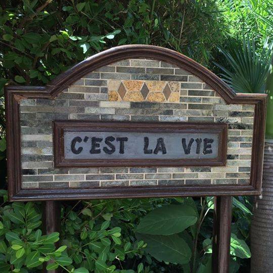C est La Vie Villa