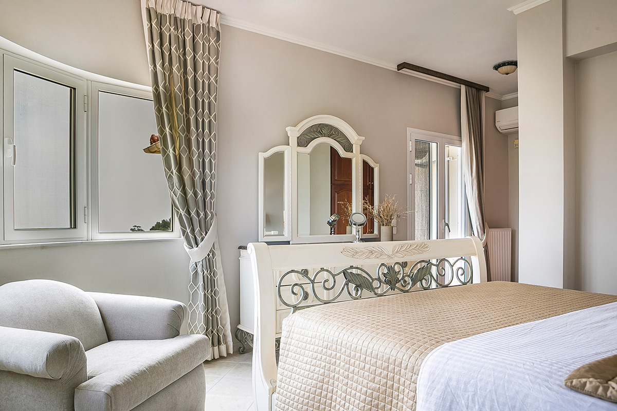 Hidden Gem Estate - The Villa