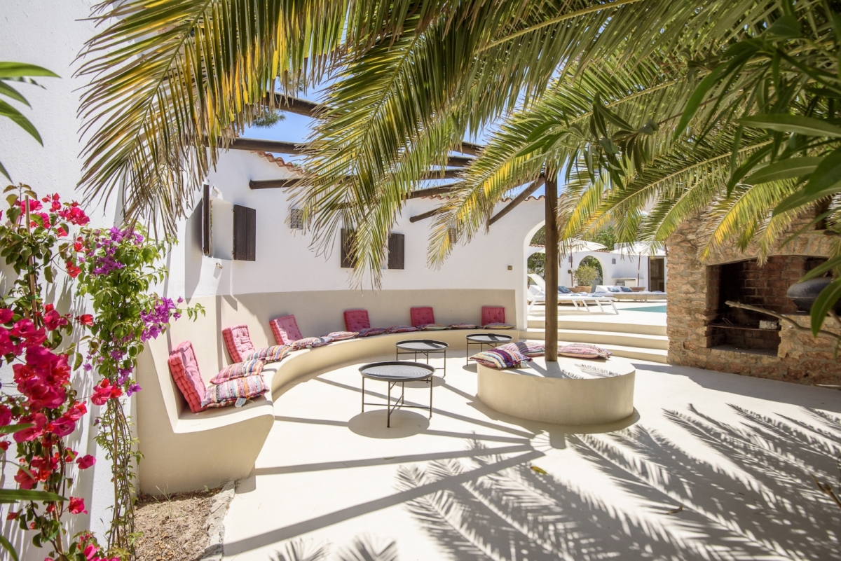 San Agustin Exclusive