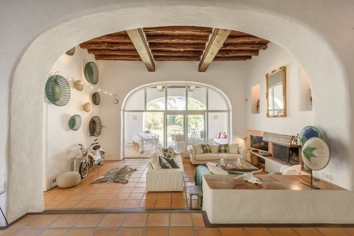 San Agustin Exclusive