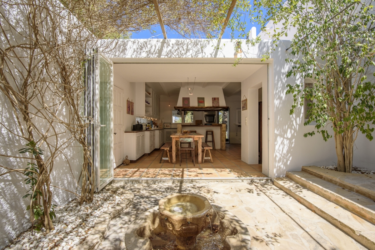 San Agustin Exclusive