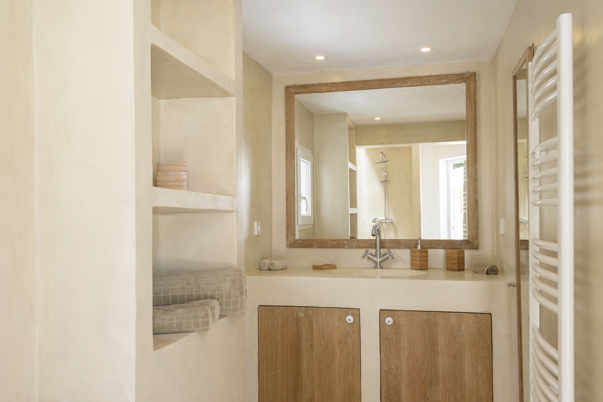 San Agustin Exclusive