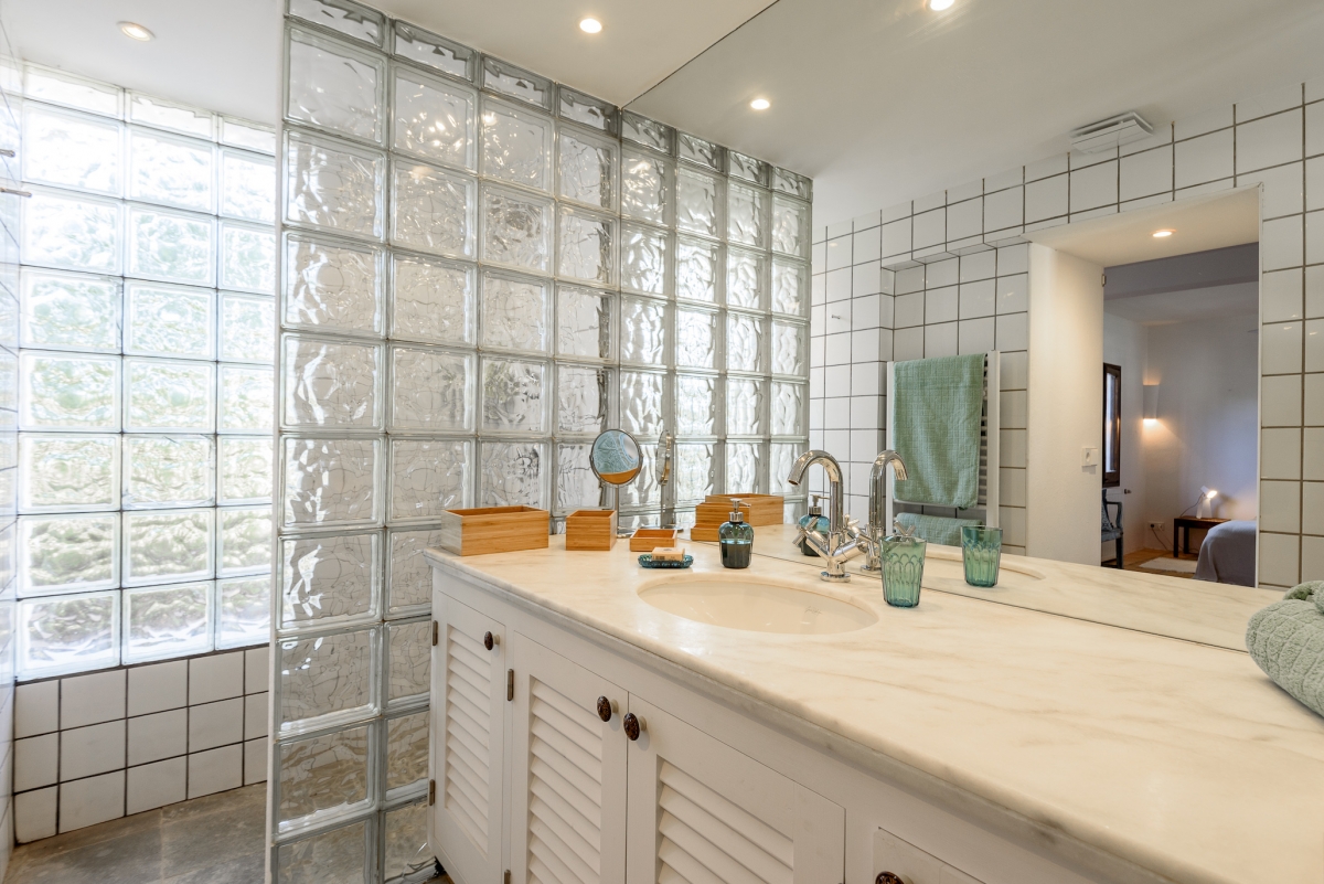 San Agustin Exclusive