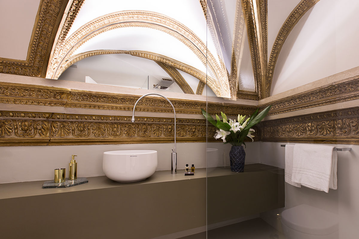 Costaguti Experience