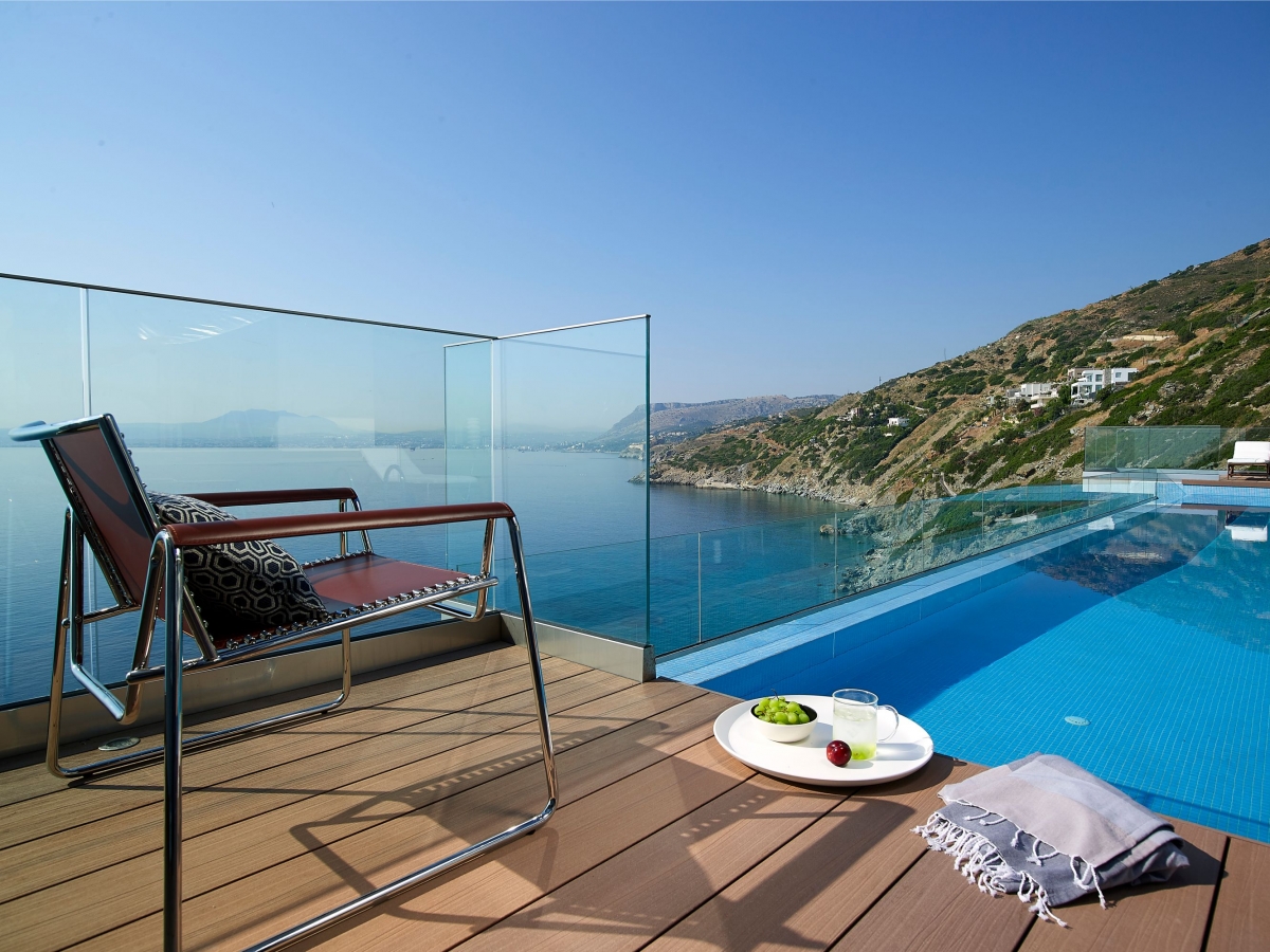 Epavli Luxury Villa