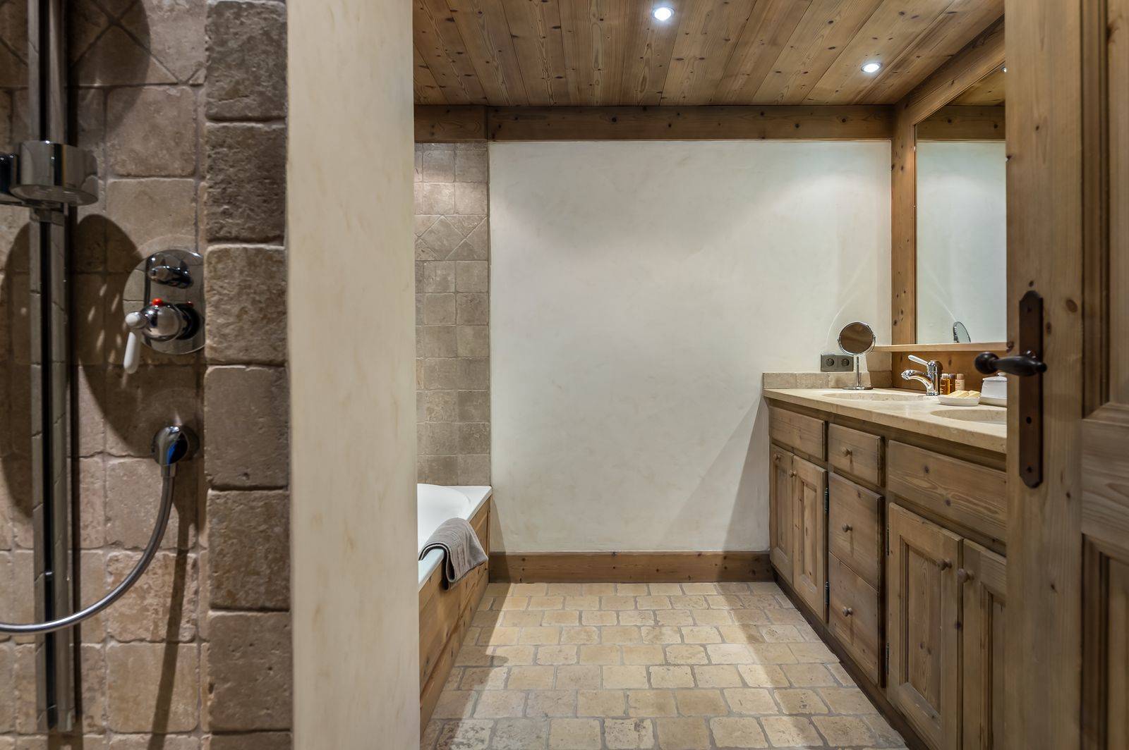 CHALET MANDARINE BLANCHE