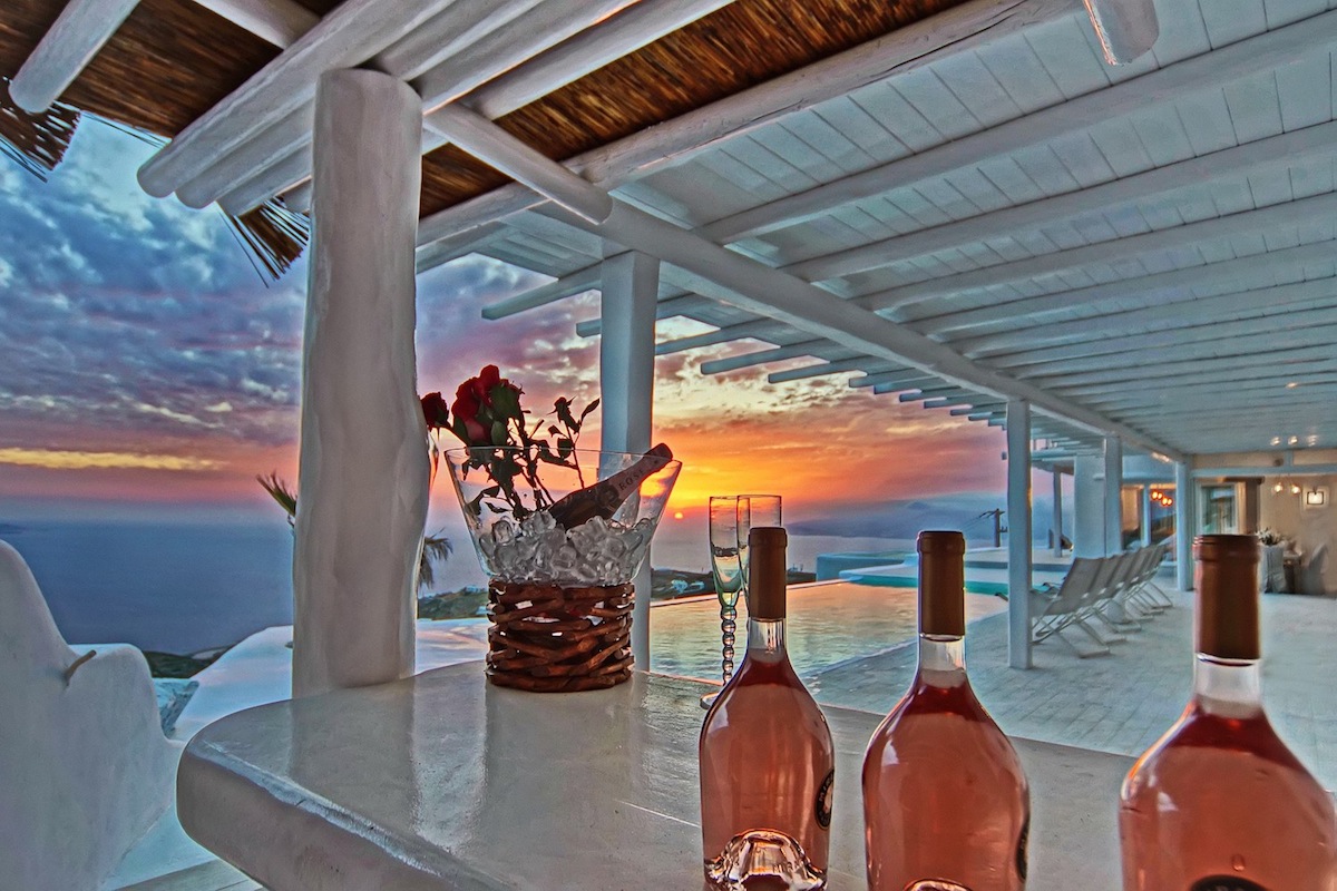 Villa Sunset Views