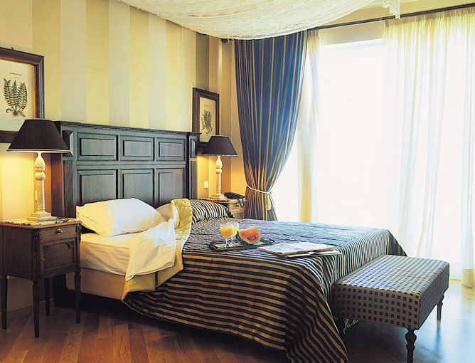 Royal Spa Pool Villa