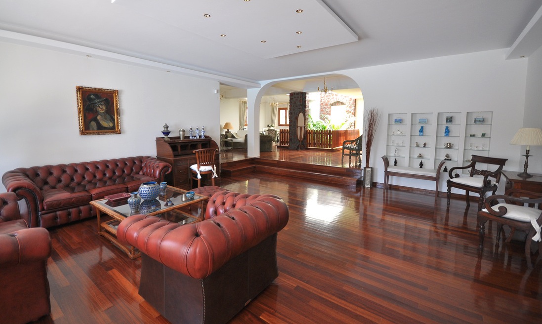 Santorini Beach Villa