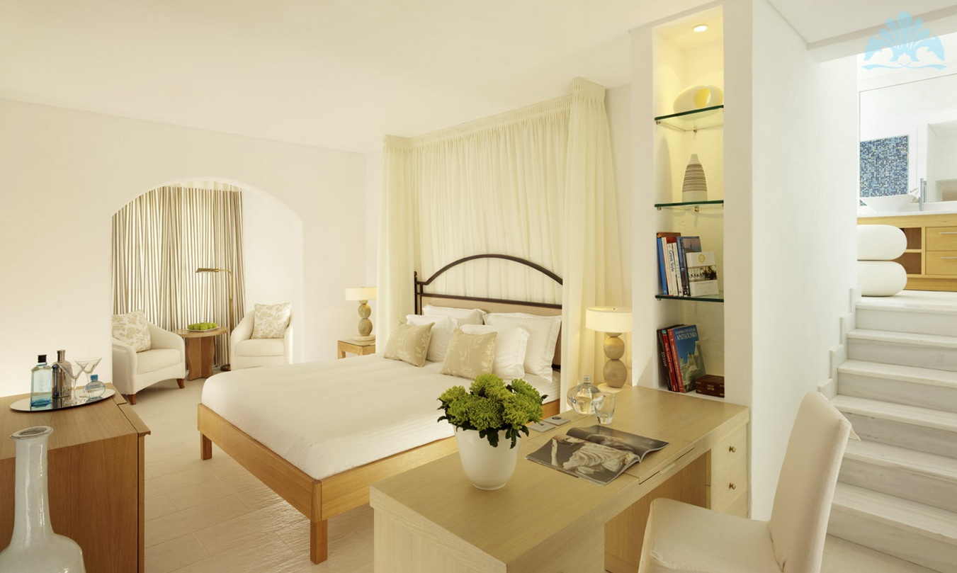 Mykonos Grand Suite