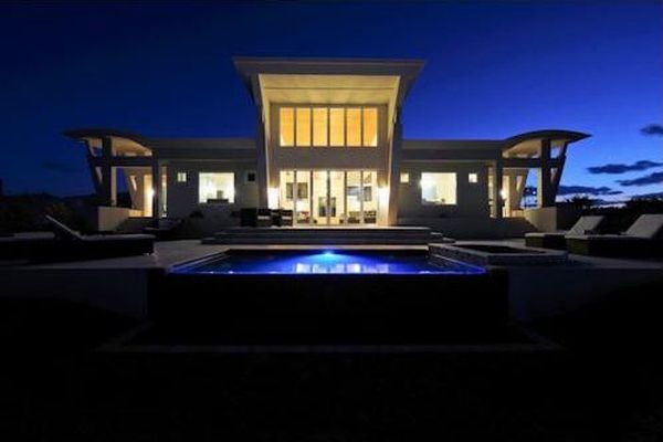 Sky Beach - One Story