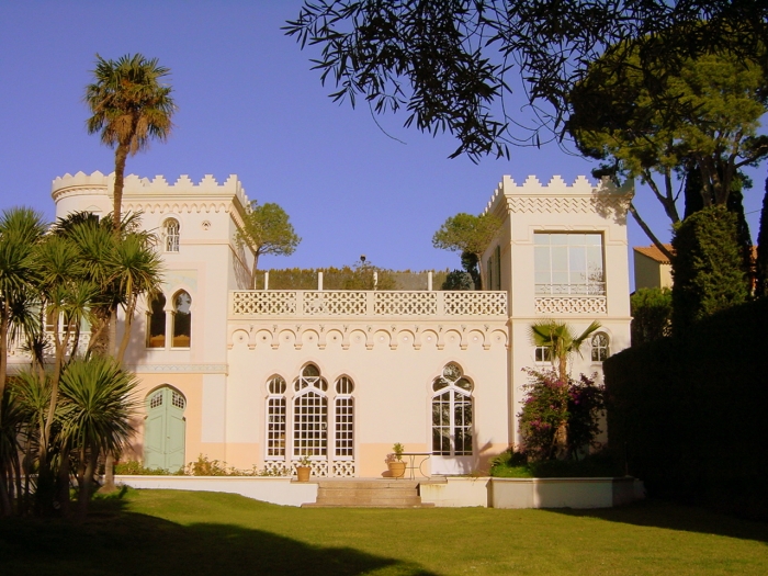 Cote d'Azur Palais — Luxury Villas & Vacation Rentals — FantasiaVillas.com