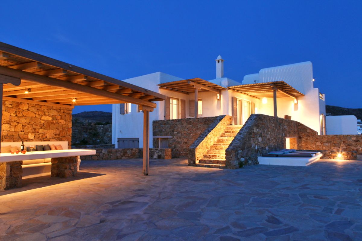 Elia White Residence