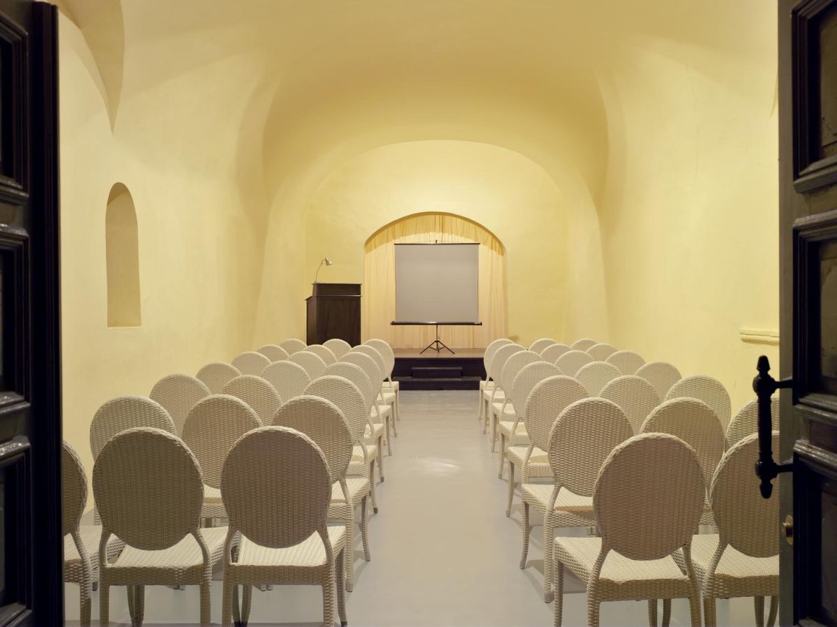 Vedema Presidential Villa