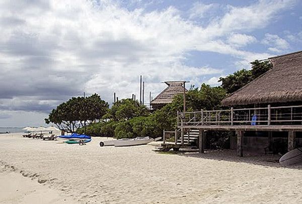 Nikoi Island Resort 1