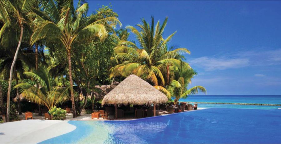 Kuramathi Beach Villa with Jacuzzi