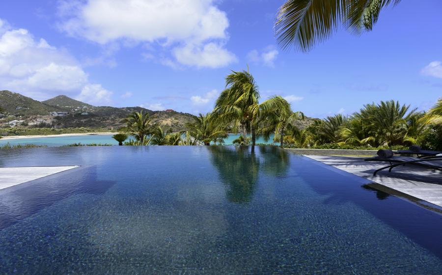 Villa Silver Rainbow