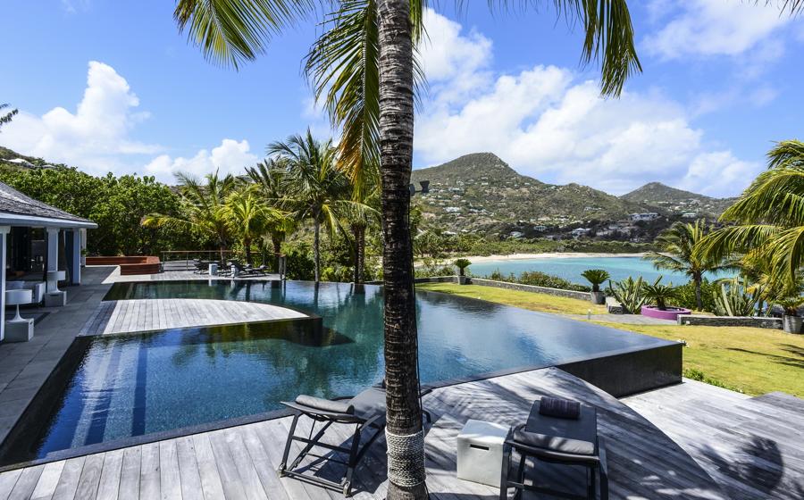 Villa Silver Rainbow