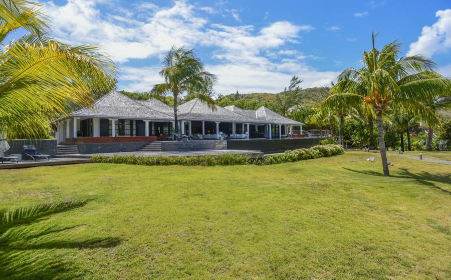 Villa Silver Rainbow