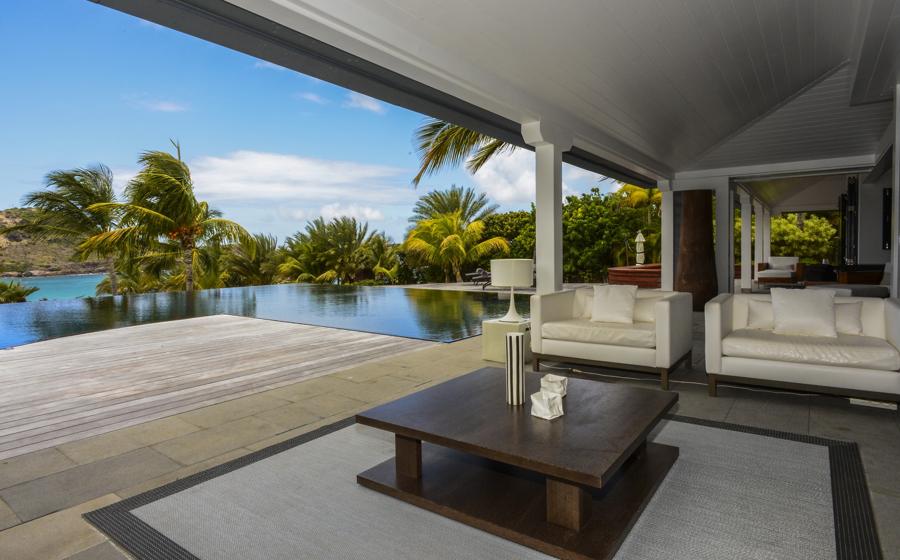 Villa Silver Rainbow