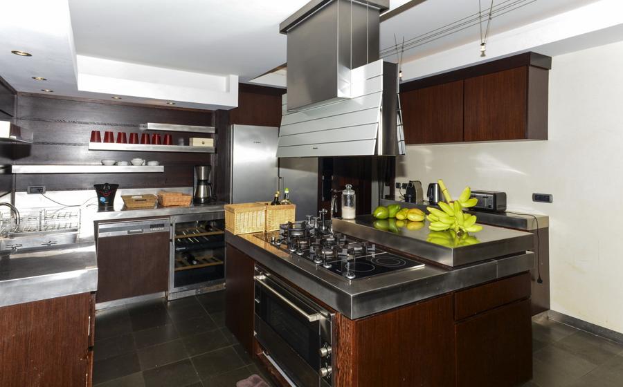 Villa Silver Rainbow