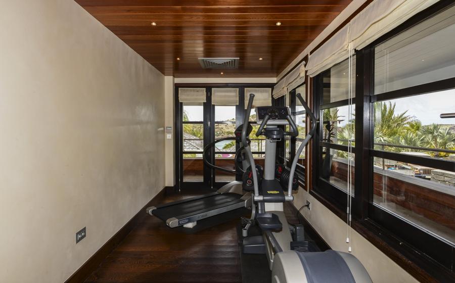 Villa Silver Rainbow