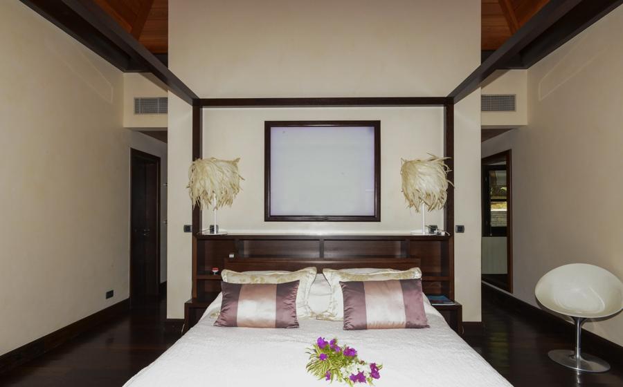 Villa Silver Rainbow