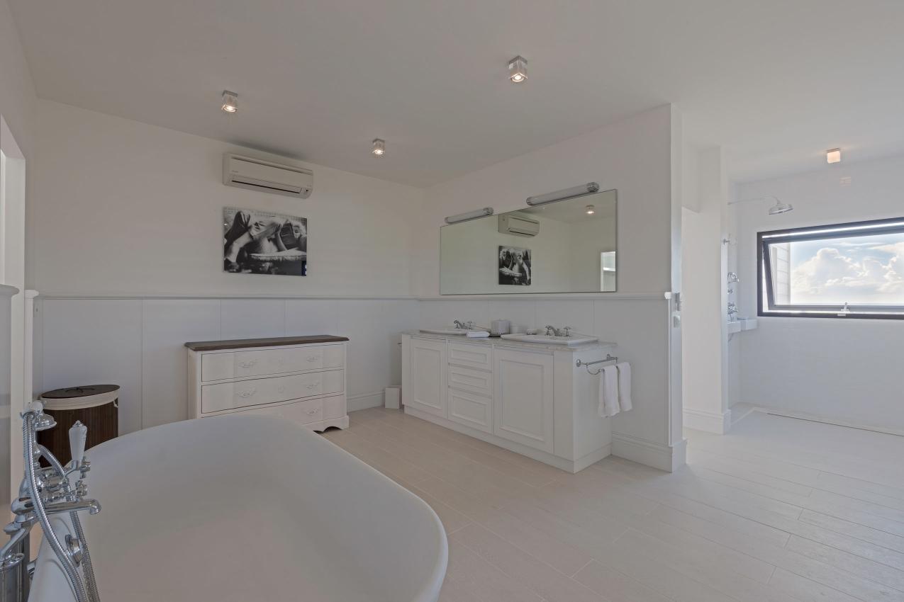 Villa Always-Terres Basses - Hillside